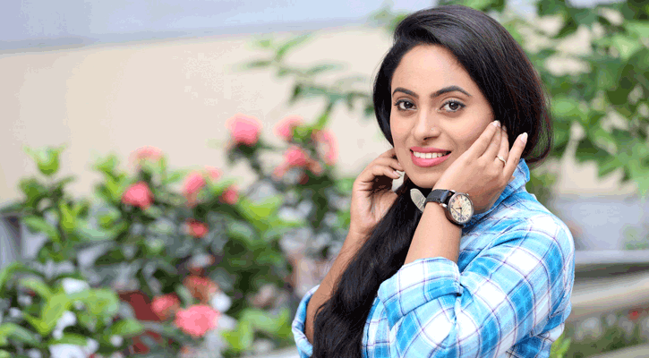 এবার ঢাকায় ‘বড়লোকের বেটি’