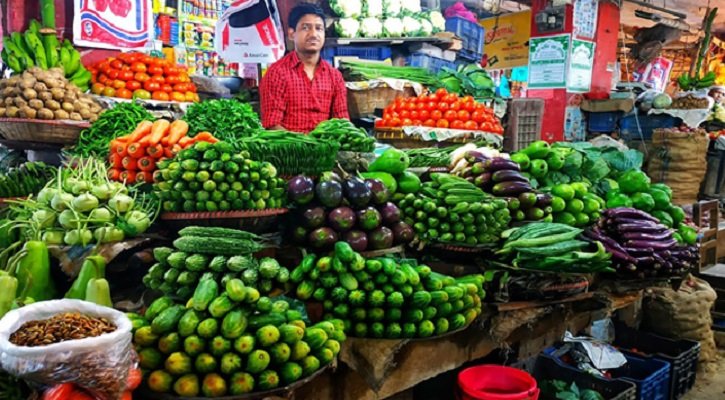 দাম আকাশচুম্বি, নাভিশ্বাস ক্রেতাদের