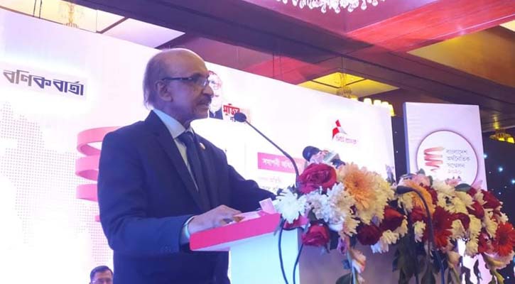 এই মুহূর্তে ব্যাংকে তারল্য সংকট নেই : গভর্নর