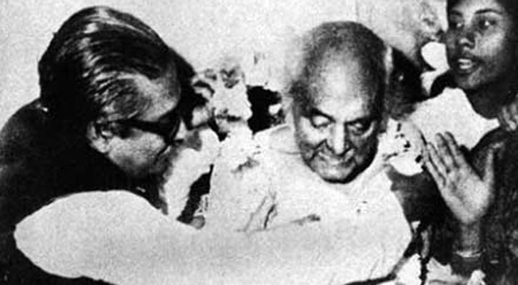 খুশির দিনে কাজী নজরুলের জয়ন্তী