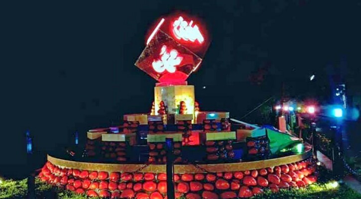 ফেনীতে আল্লাহ ও মুহাম্মদ (সা.) এর নাম খচিত ভাস্কর্য উদ্বোধন