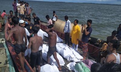 নেত্রকোনায় নৌকাডুবি: মৃত্যু বেড়ে ১৪