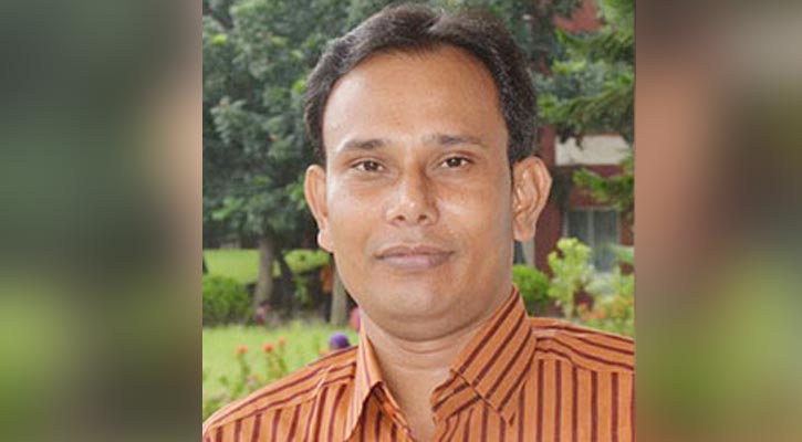 ছাত্রীকে আপত্তিকর ছবি পাঠিয়ে বহিষ্কার হলেন শিক্ষক