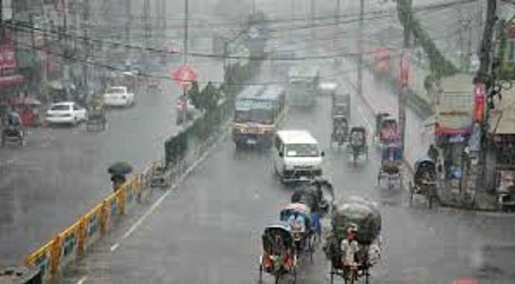 প্রচন্ড গরমের পর রাজধানীতে স্বস্তির বৃষ্টি