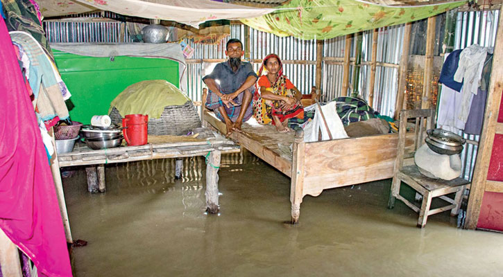 জামালপুরে বন্যা পরিস্থিতির আরো অবনতি, ১০ লাখ মানুষ পানিবন্দী 