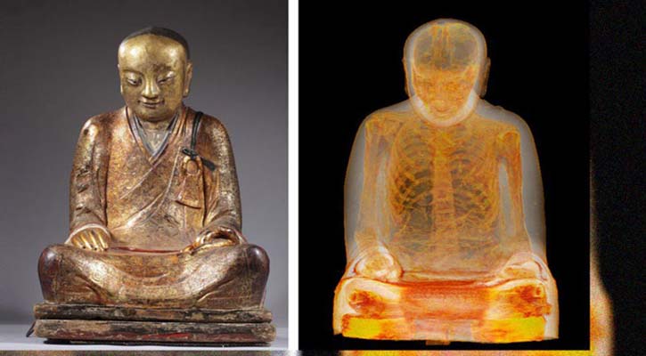 বৌদ্ধ মূর্তির ভেতর ধ্যানরত মানবকঙ্কাল