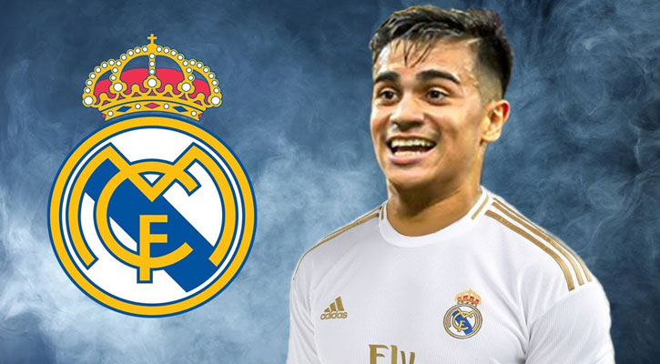 ৩০ মিলিয়নের বিনিময়ে রিয়ালে ‘নতুন কাকা’