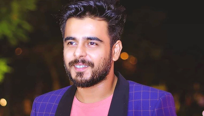 মিলেনিয়াম বিশ্ববিদ্যায়ে ভোট দিলেন সিয়াম