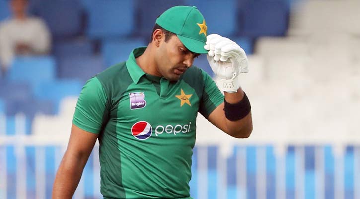 নিজেকে কবে বদলাবেন উমর আকমল?