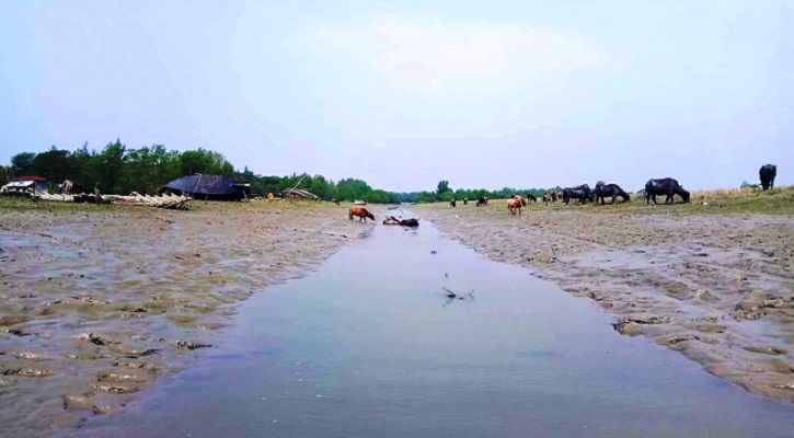 দারছিড়া নদীর কান্না!