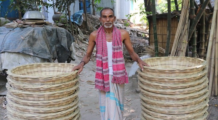 ভালো নেই বাঁশ-বেত শিল্পের কারিগররা