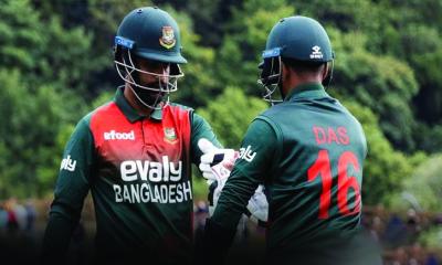 টস জিতে ব্যাটিংয়ে বাংলাদেশ