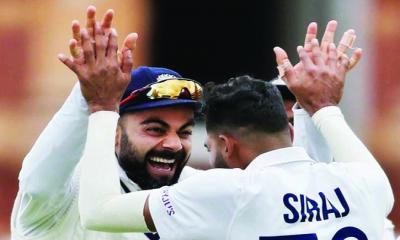 দ্বিতীয় কিস্তিতে চাপে ইংল্যান্ড, এগিয়ে ভারত