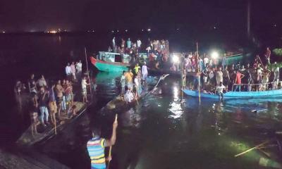 ব্রাহ্মণবাড়িয়ায় নৌকা-ট্রলার সংঘর্ষ : নিহত বেড়ে ১৯