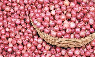 পেঁয়াজ আমদানির শর্ত শিথিল করলো ভারত