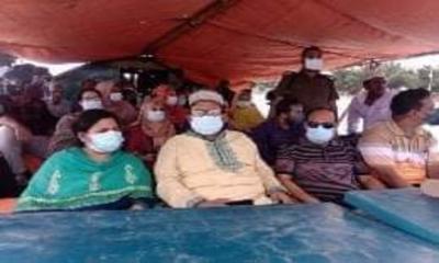 দৌলতপুরে বন্যা কবলিত এলাকা পরিদর্শনে এমপি বাদশা