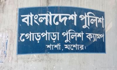 প্রাইভেট কার, মদসহ ৩জনকে আটক করার পরও ছেড়ে দিল পুলিশ