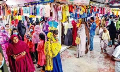 গাইবান্ধায় মার্কেটগুলোতে ক্রেতাদের উপচে পড়া ভীড়