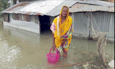 কলাপাড়ায় পানিবন্দী হাজারো মানুষ