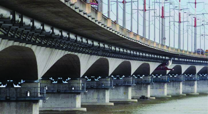 বঙ্গবন্ধু সেতুতে রেকর্ডঃ ৪৮ ঘণ্টায় ৮৩ হাজার যানবাহন পারাপার