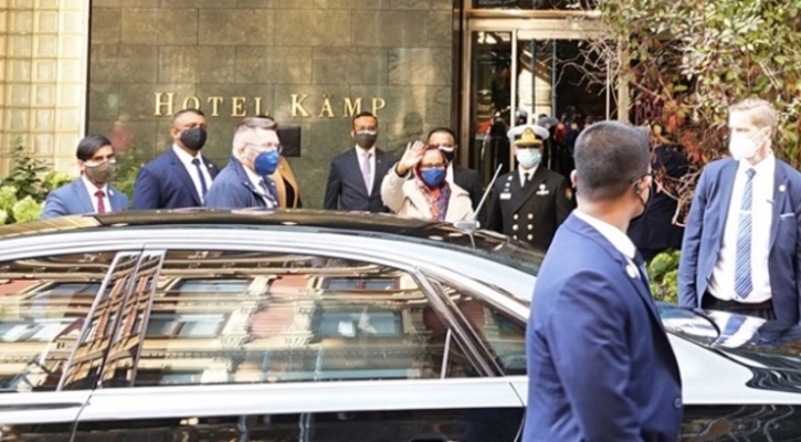 হেলসিঙ্কি থেকে নিউইয়র্কের পথে প্রধানমন্ত্রী