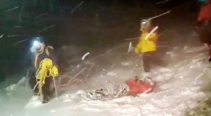 রাশিয়ায়  তীব্র তুষারঝড়ে ৫ পর্বতারোহীর মৃত্যু