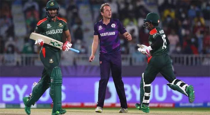 আশা জাগিয়েও ফিরলেন সাকিব-মুশফিক