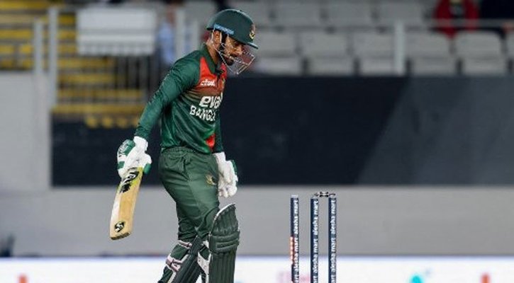 লিটন-মেহেদির উইকেট হারিয়ে চাপে বাংলাদেশ
