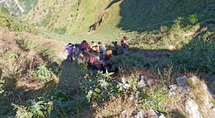 উত্তরাখণ্ডে গাড়ি খাদে পড়ে নিহত ১৩
