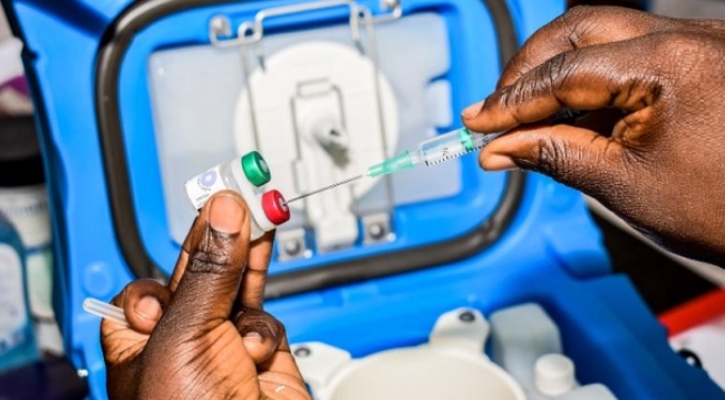 ১০০ বছর চেষ্টার পর  ম্যালেরিয়ার টিকায় সফলতা