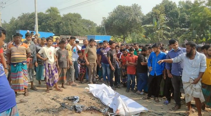 ঢাকা-ময়মনসিংহ মহাসড়কে বাস উল্টে দুইজন নিহত