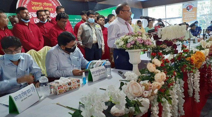 যারা তালেবানদের মুক্তিযোদ্ধা বানাতে চায় তারা মুক্তিযুদ্ধের পক্ষের শক্তি নয়: স্থানীয় সরকার মন্ত্রী