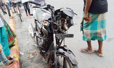 ফরিদপুরে মোটরসাইকেল চাপায় শিশুর মৃত্যু