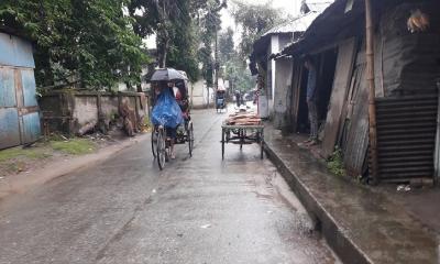 রাজীবপুরে তাপদাহের পর স্বস্তির বৃষ্টি 