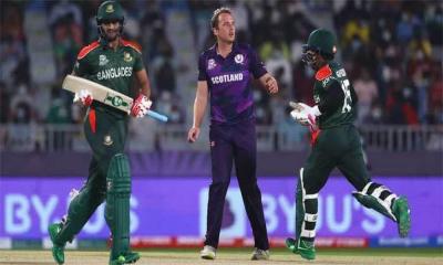 আশা জাগিয়েও ফিরলেন সাকিব-মুশফিক