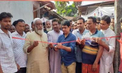 পোস্ট অফিসের ভবন উদ্ধোধনের আমন্ত্রন জানিয়ে পোস্ট মাষ্টার উধাও!