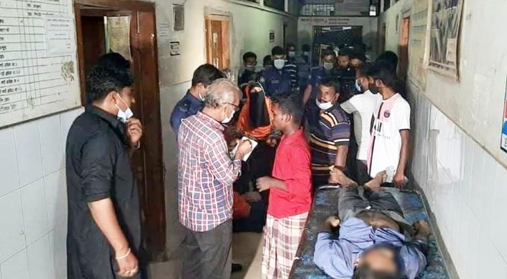 চলন্ত ট্রেনে ডাকাতি ও হত্যাকাণ্ডের ঘটনায় গ্রেফতার ৫