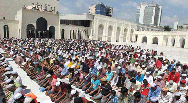 জুমার নামাজ না পড়লে যেসব শাস্তি পেতে হবে