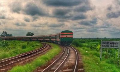 সেই রাতে রেলে কী ঘটেছিল, জানতে তদন্ত কমিটি