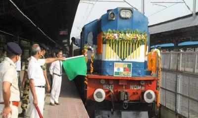 ২৬ মাস পর কলকাতা থে‌কে খুলনার পথে বন্ধন এক্সপ্রেস