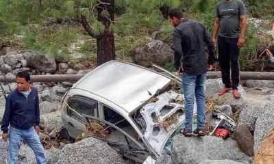 বিয়েবাড়ি থেকে ফেরার পথে গাড়ি খাদে, নিহত ৯