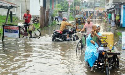 যশোরে জলাবদ্ধতা : ৮০ কোটির প্রকল্পের ফল শূন্য, আরও আসছে ২০ কোটি টাকা