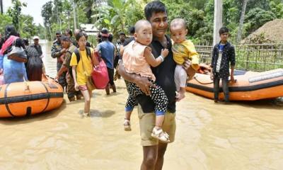 আসামে বন্যায় ক্ষতিগ্রস্ত ২ লাখ মানুষ