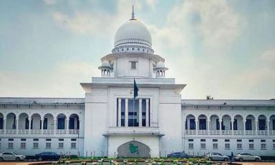 আদালত অবমাননা : স্বয়ং বিচারককে কারাদণ্ড দিলেন হাইকোর্ট