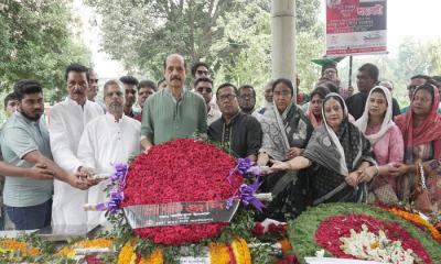 ৪ নেতা হত্যাকারীদের খুঁজে বের করে শাস্তির দাবি মেয়রের