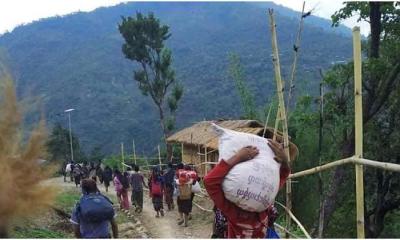 মিয়ানমারে তুমুল সংঘর্ষ, ভারতে পালাচ্ছেন হাজার হাজার বাসিন্দা