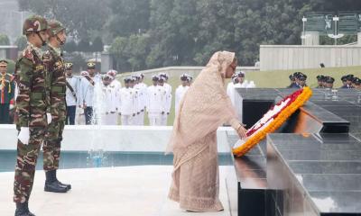 শিখা অনির্বাণে প্রধানমন্ত্রীর শ্রদ্ধা