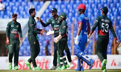 বাংলাদেশের বোলিং তোপে ১২৬ রানে অলআউট আফগানিস্তান