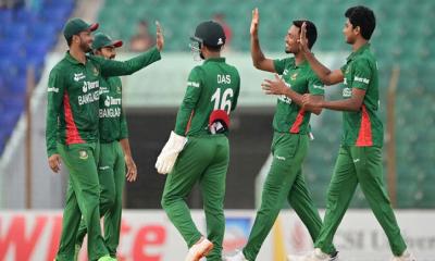 আফগানরা থামল ১১৬ রানে, বাংলাদেশের লক্ষ্য ১১৯