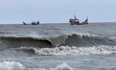 বঙ্গোপসাগরে নিখোঁজ পিরোজপুরের ৫ মাছ ধরার ট্রলার